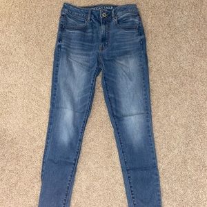 American Eagle High-Rise Jegging
